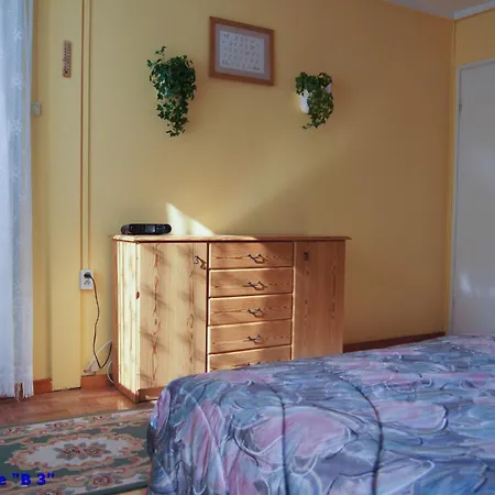 Dom Na Osiedlu Na Stoku 14 W Nadolu Prázdninový dům