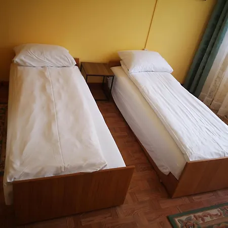 Dom Na Osiedlu Na Stoku 14 W Nadolu Prázdninový dům